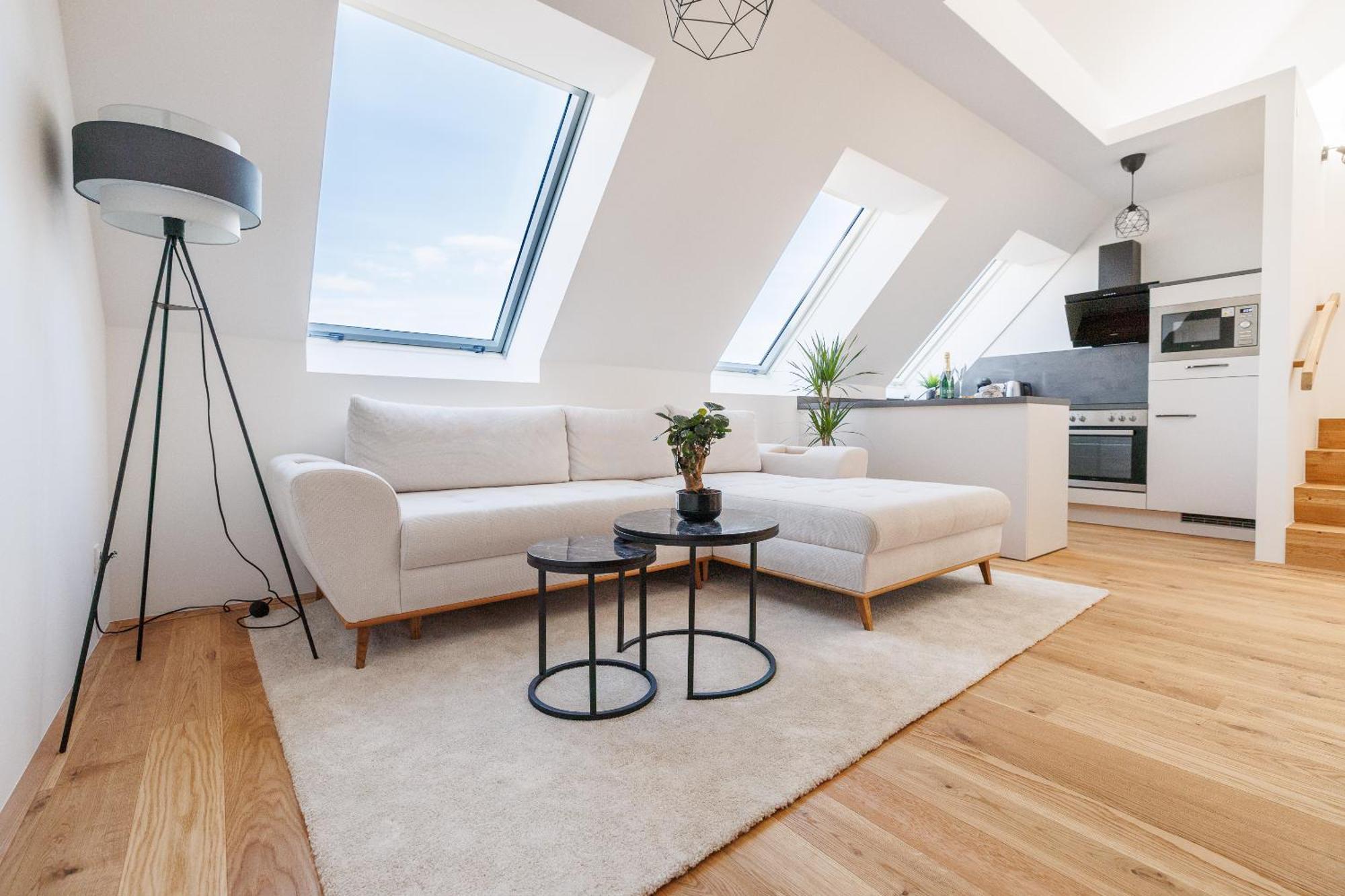 Symphony Apartments 38 - Modern Loft With Terrace And Grill In Central Location Вена Экстерьер фото