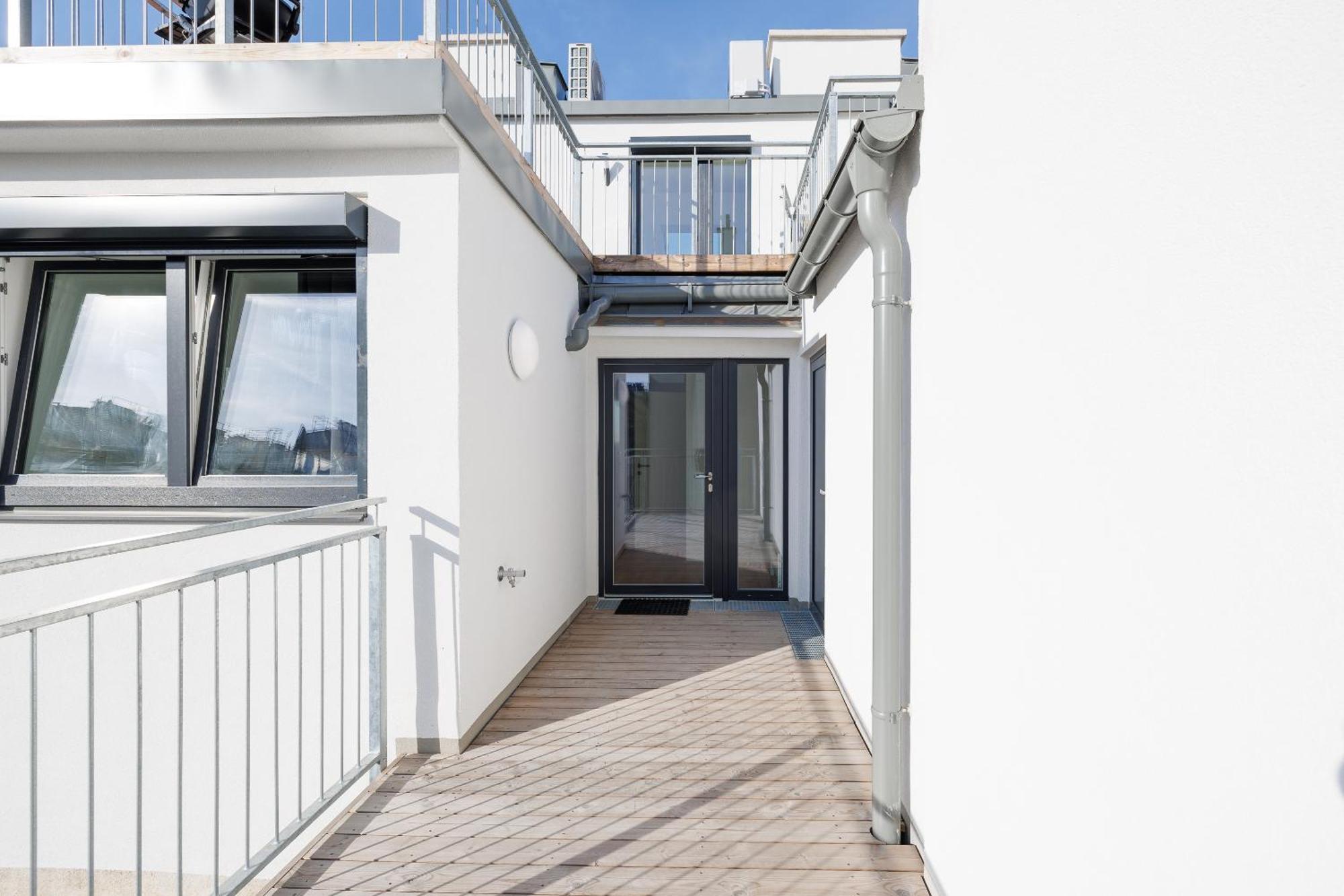 Symphony Apartments 38 - Modern Loft With Terrace And Grill In Central Location Вена Экстерьер фото