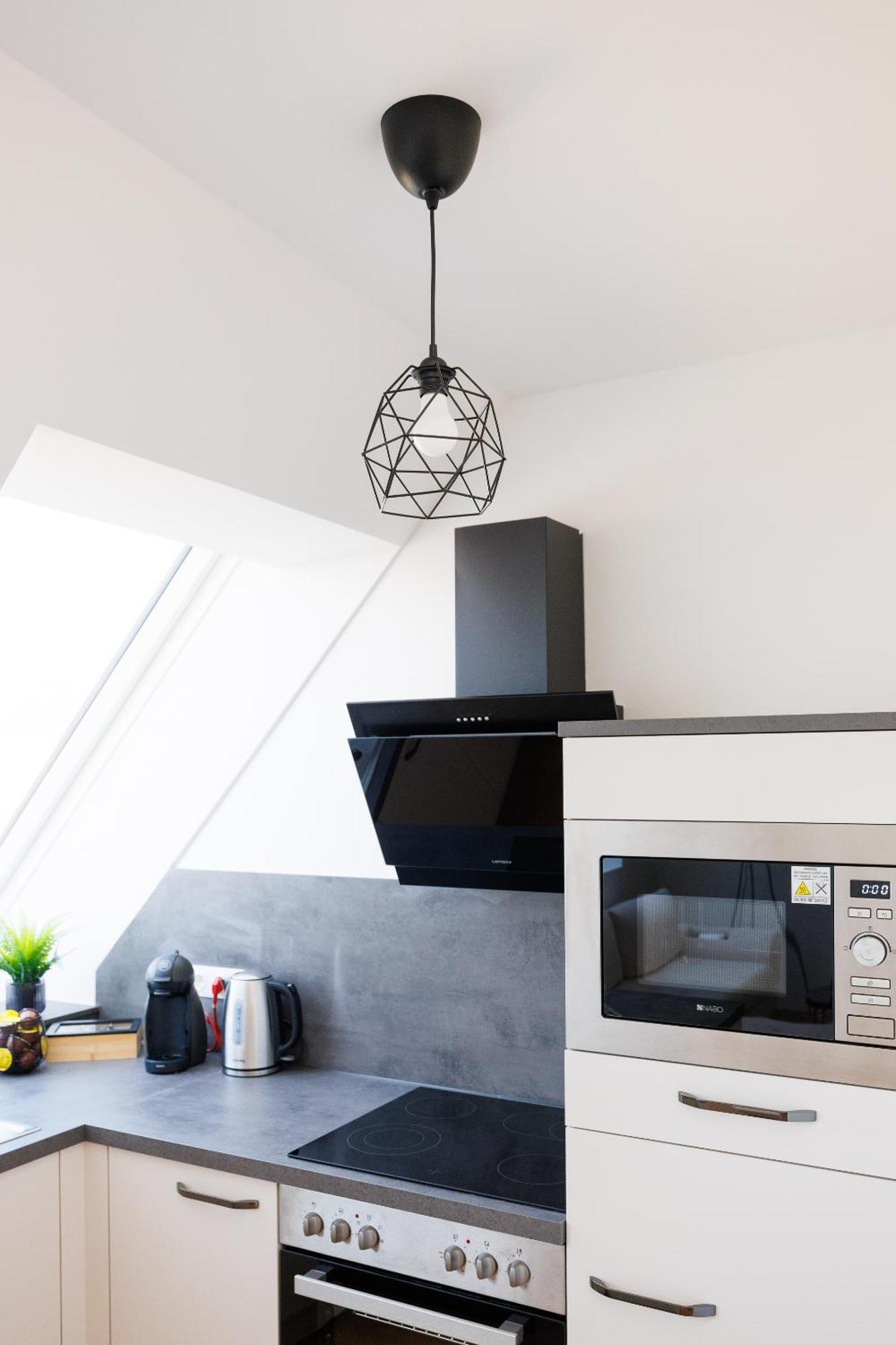 Symphony Apartments 38 - Modern Loft With Terrace And Grill In Central Location Вена Экстерьер фото