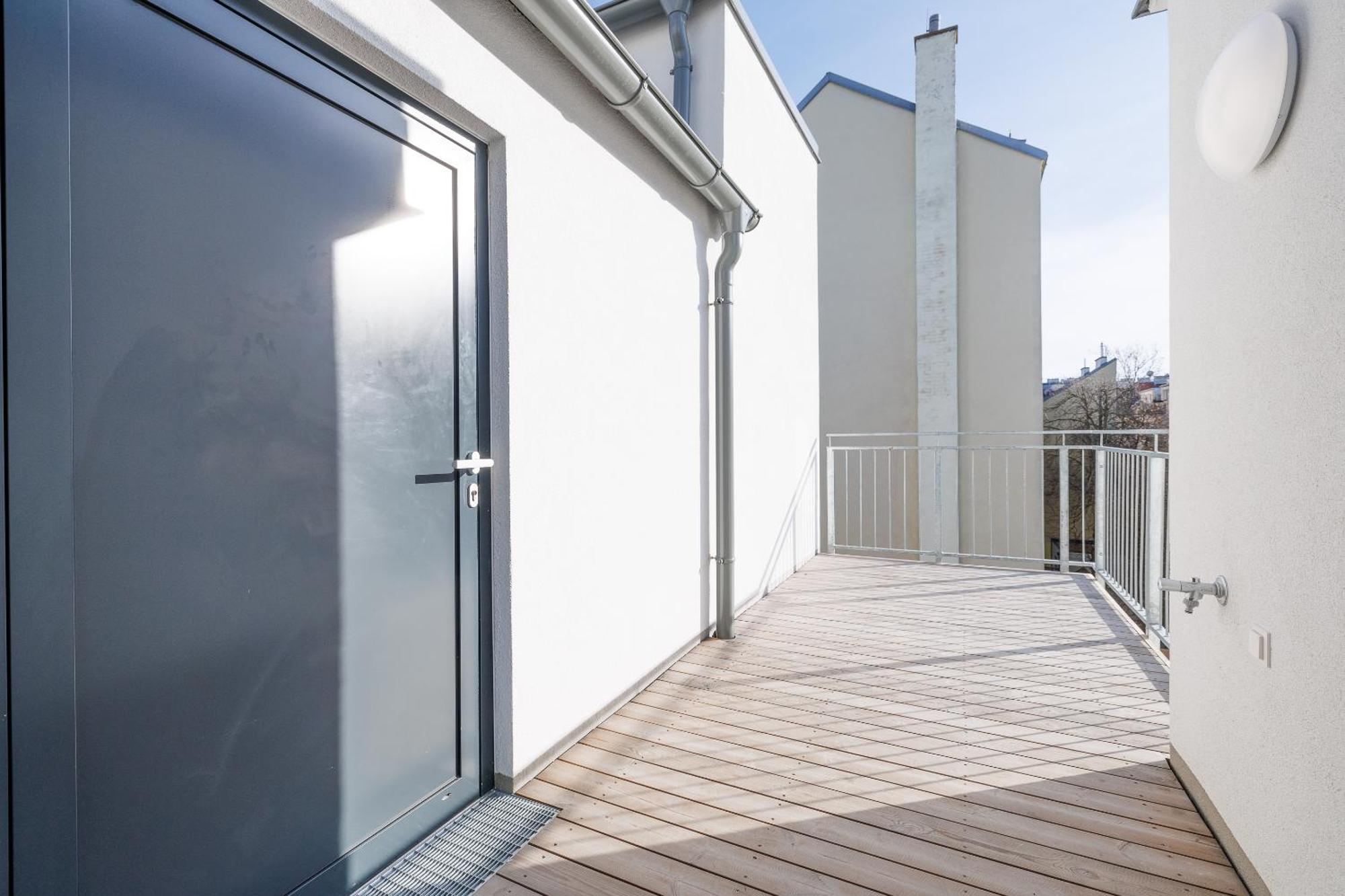 Symphony Apartments 38 - Modern Loft With Terrace And Grill In Central Location Вена Экстерьер фото